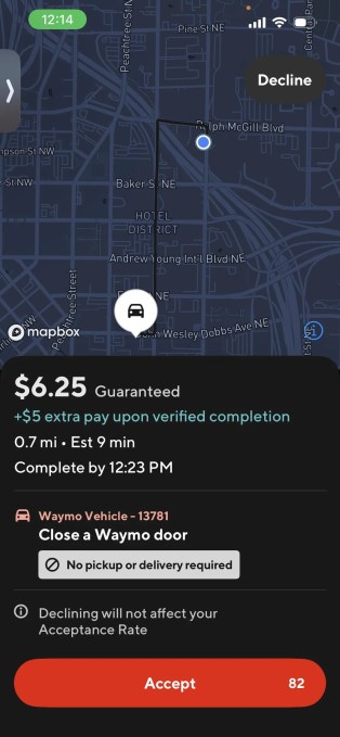 Waymo нанимает курьеров DoorDash для дверей беспилотников
