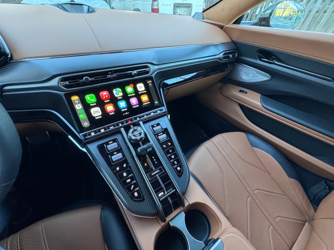 Илон Маск: миллионам Tesla нужны апгрейды для полного автопилота